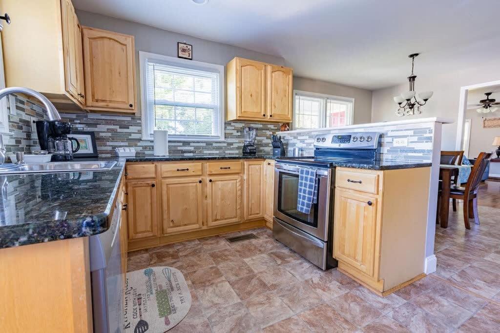Charming 3-Bedroom Home In Rossville, Ga - Family Retreat Εξωτερικό φωτογραφία